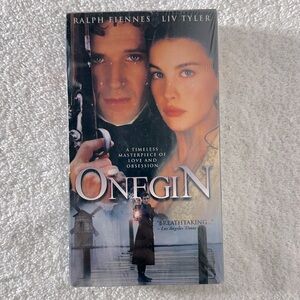 5/$25 Onegin Ralph Fiennes Liv Tyler VHS Movie